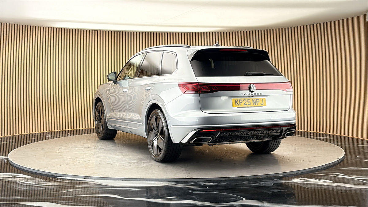 More views of Volkswagen Touareg