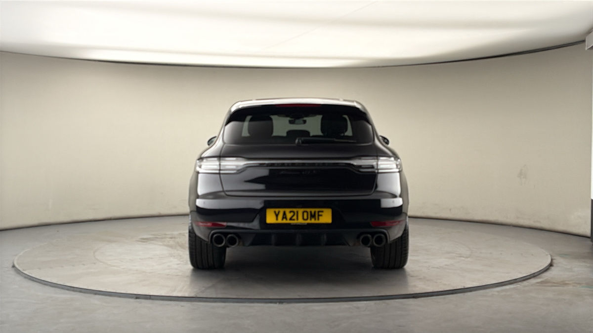 Porsche Macan Image 4