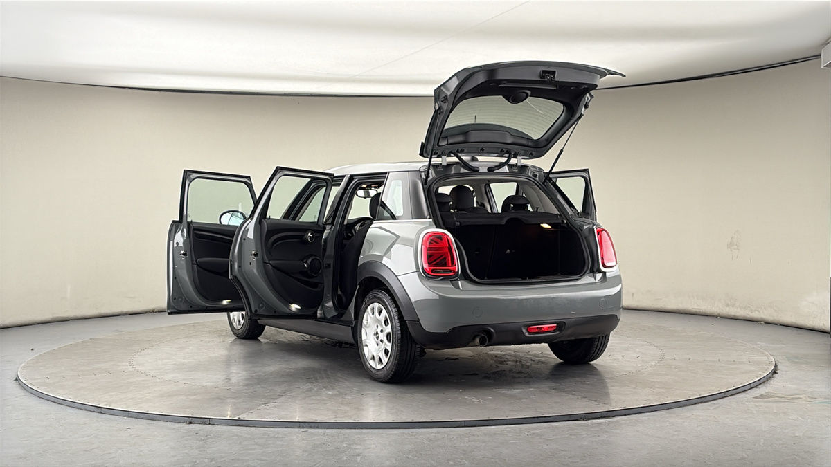 More views of MINI Hatch