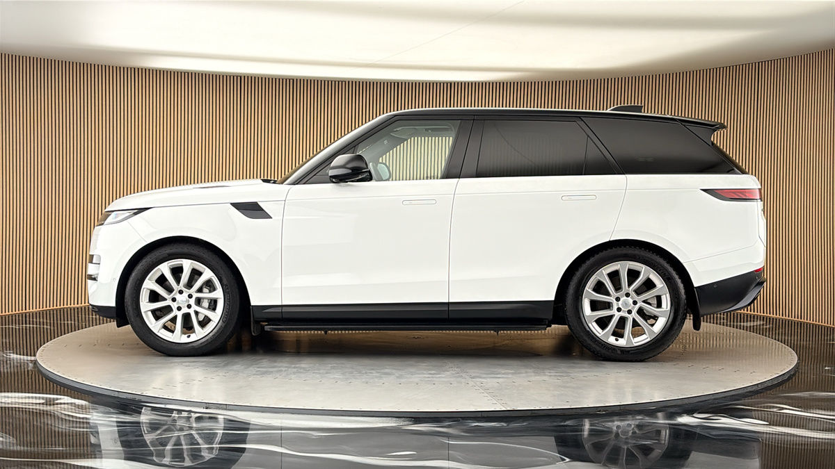 Land Rover Range Rover Sport Image 15