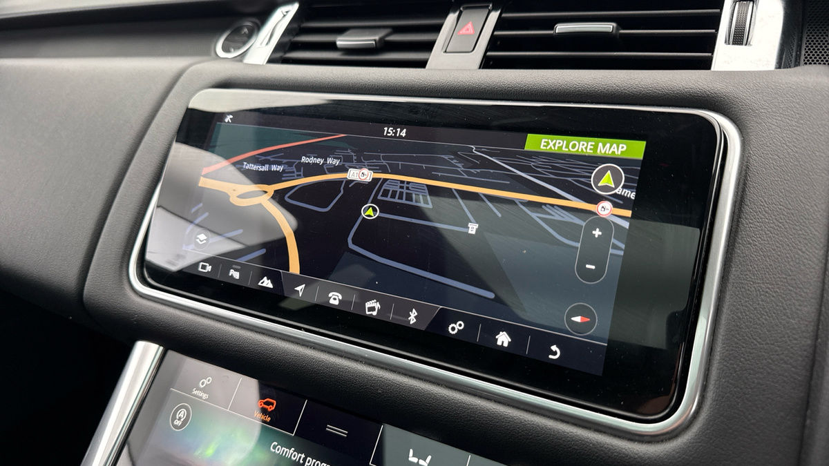 Land Rover Range Rover Sport Image 17