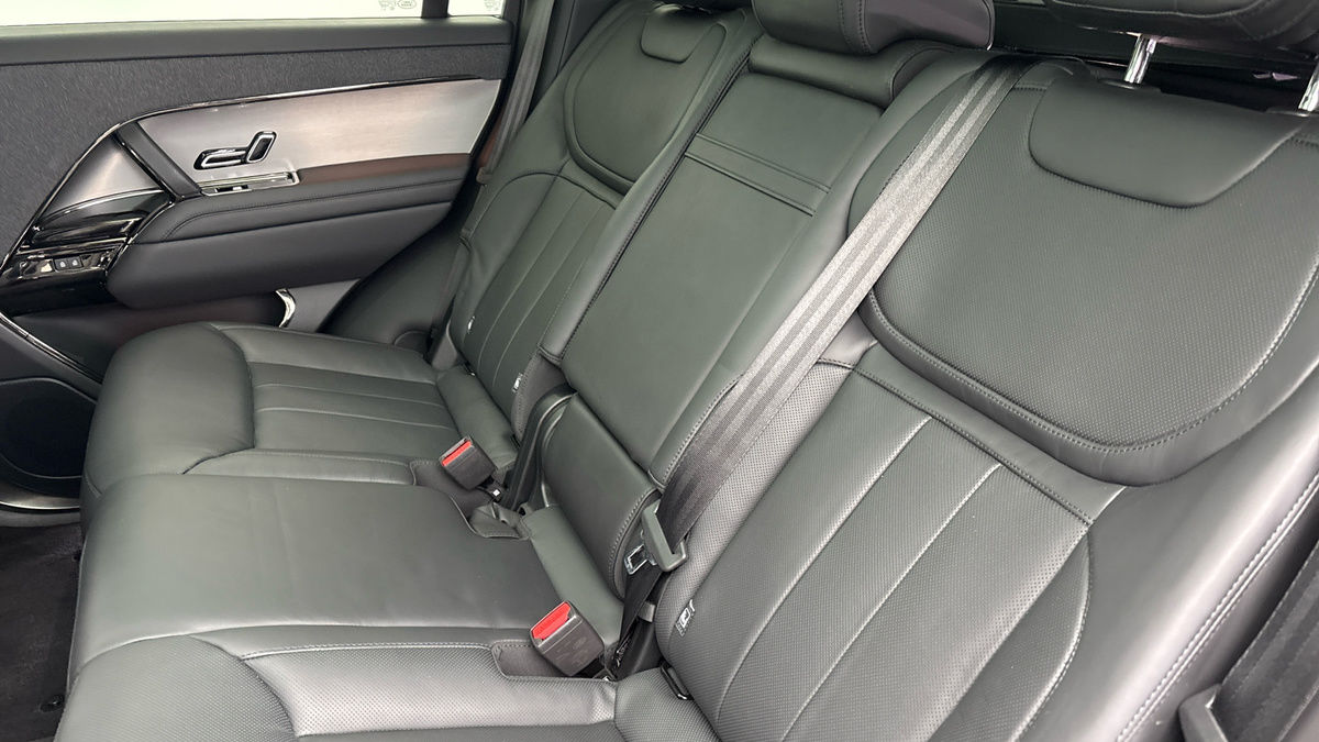 Land Rover Range Rover Sport Image 8