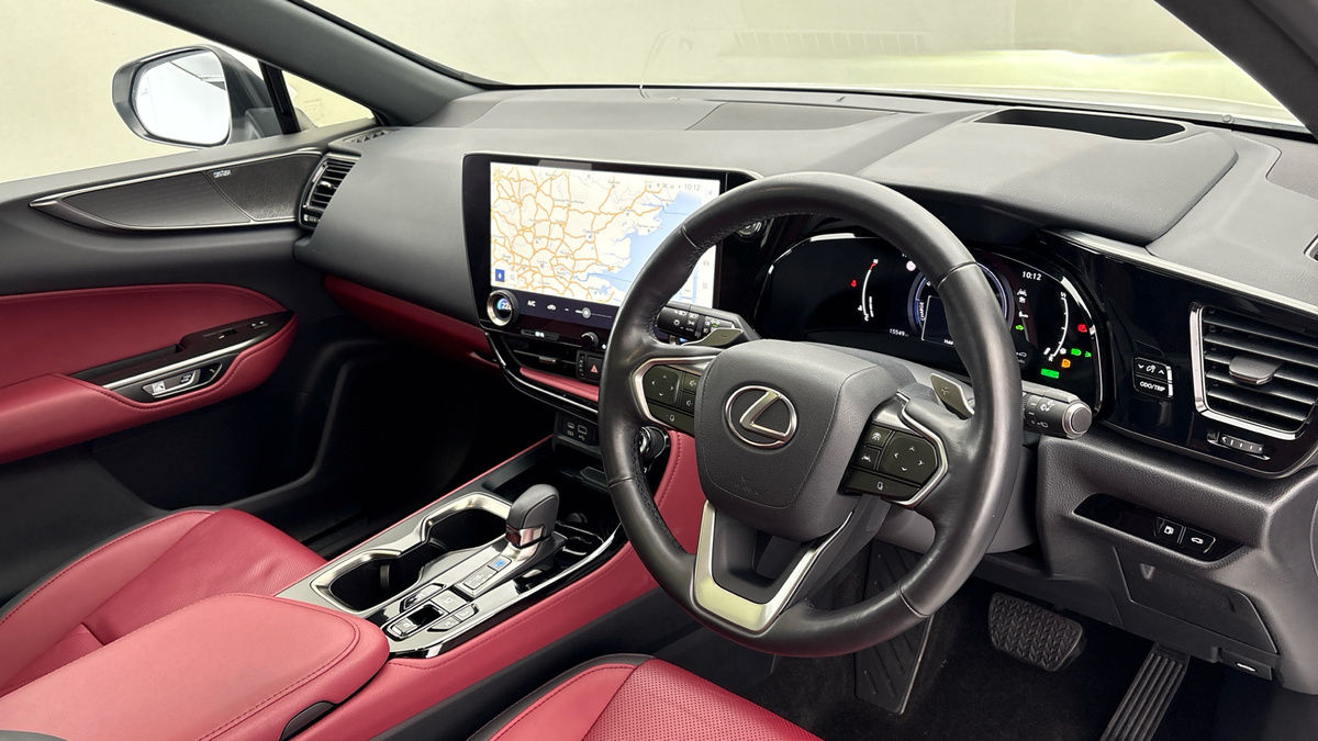 Lexus NX Image 5