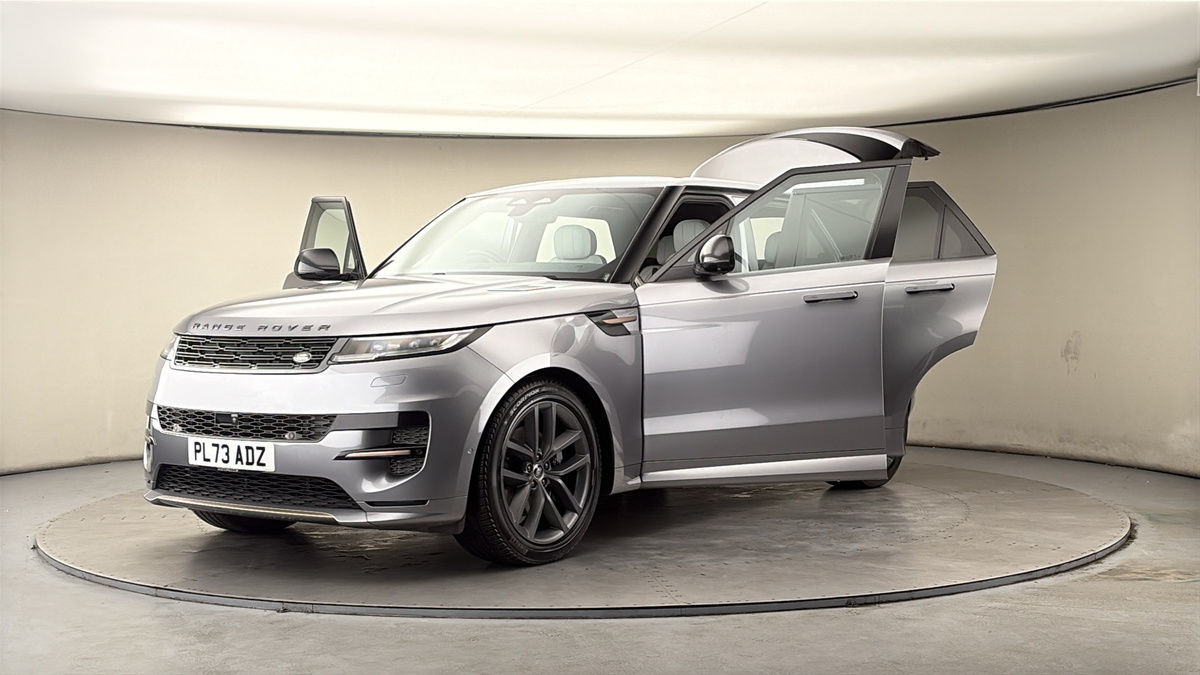 More views of Land Rover Range Rover Sport