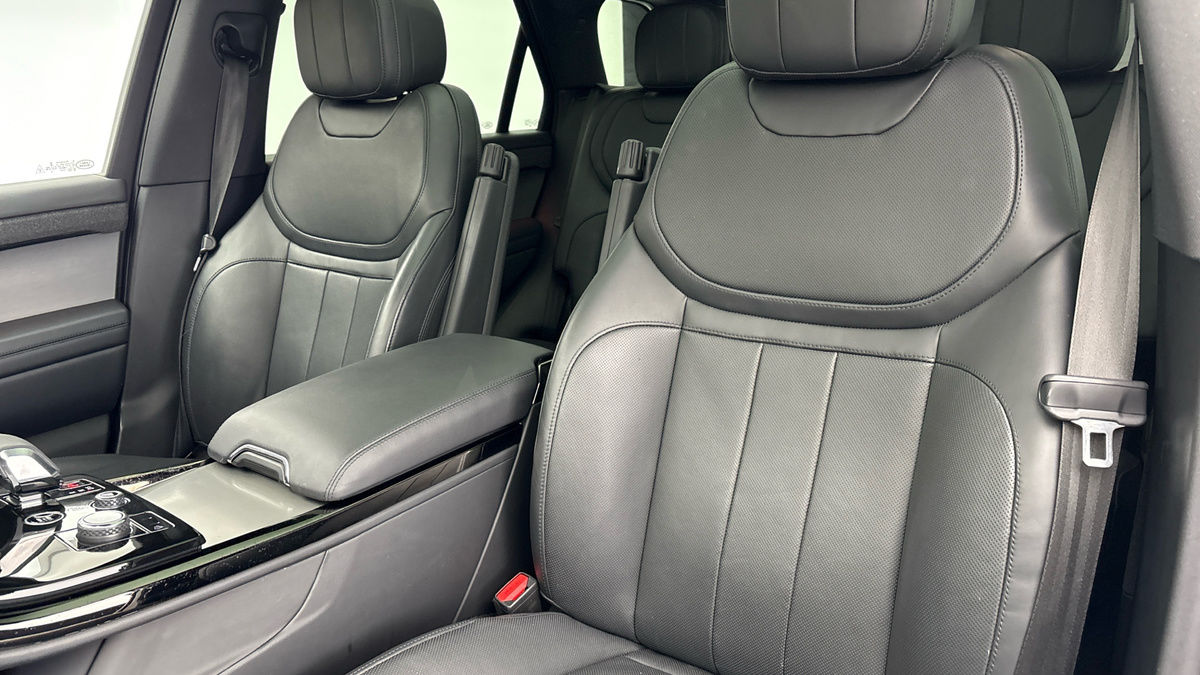 Land Rover Range Rover Sport Image 7