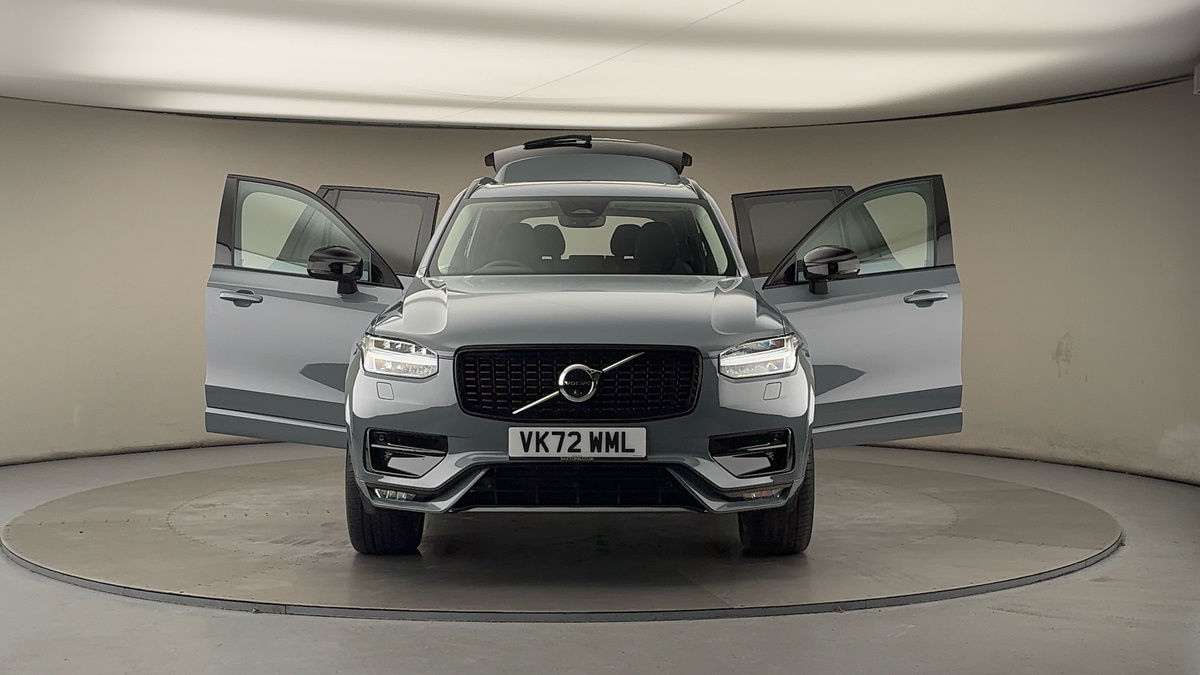 More views of Volvo XC90