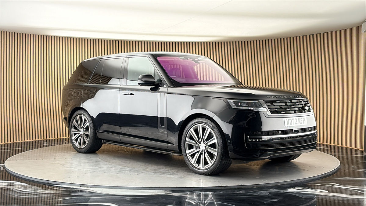 More views of Land Rover Range Rover
