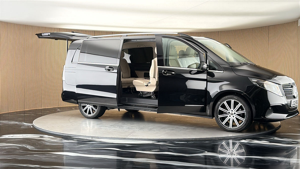 More views of Mercedes-Benz V Class