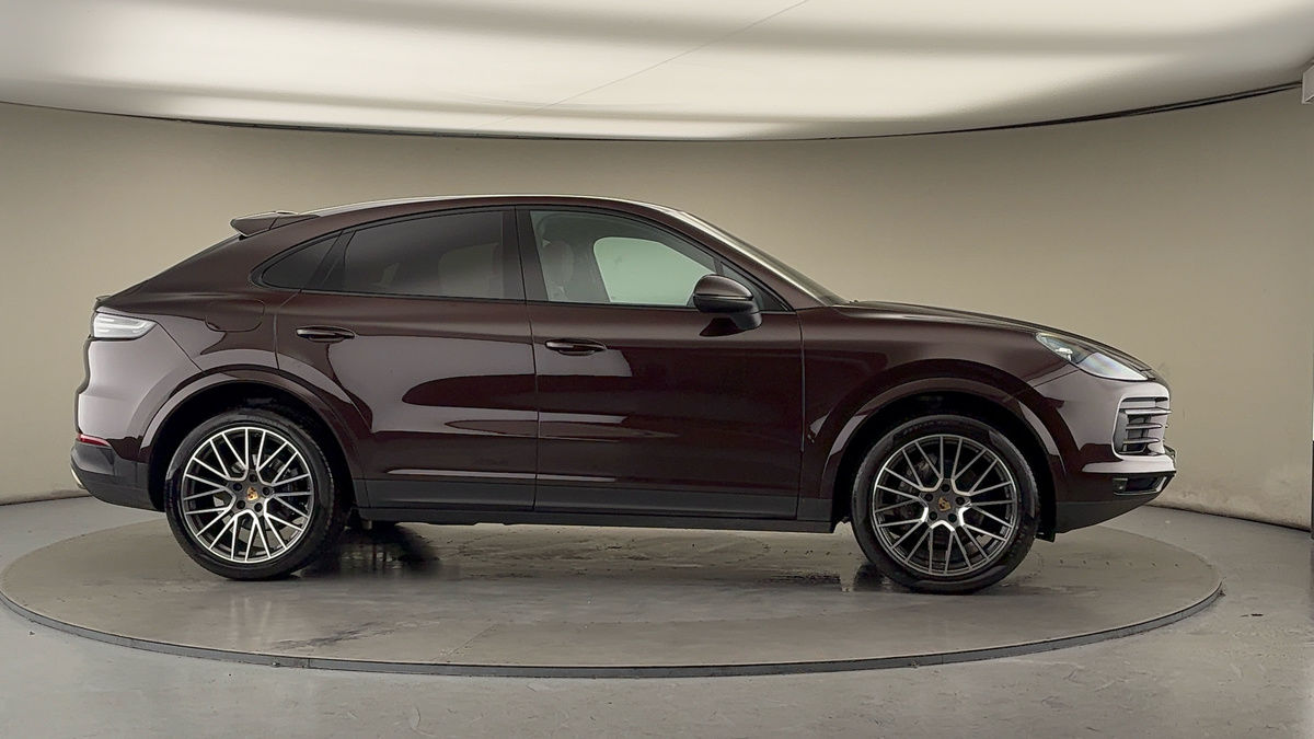 More views of Porsche Cayenne