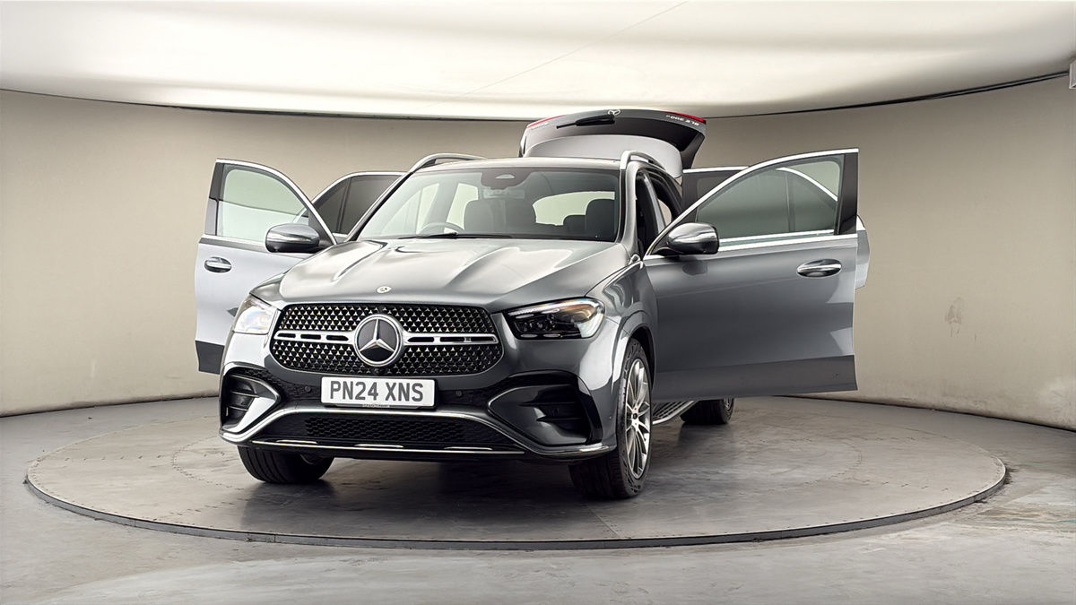 More views of Mercedes-Benz GLE