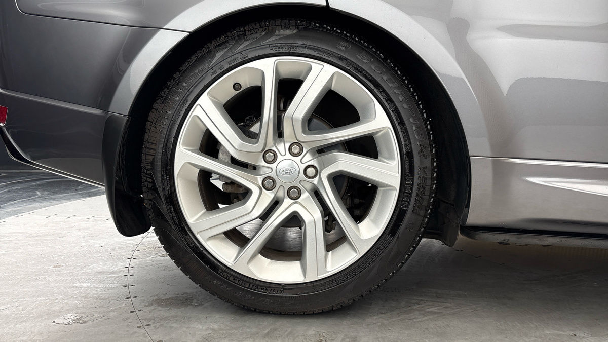 Land Rover Range Rover Sport Image 10