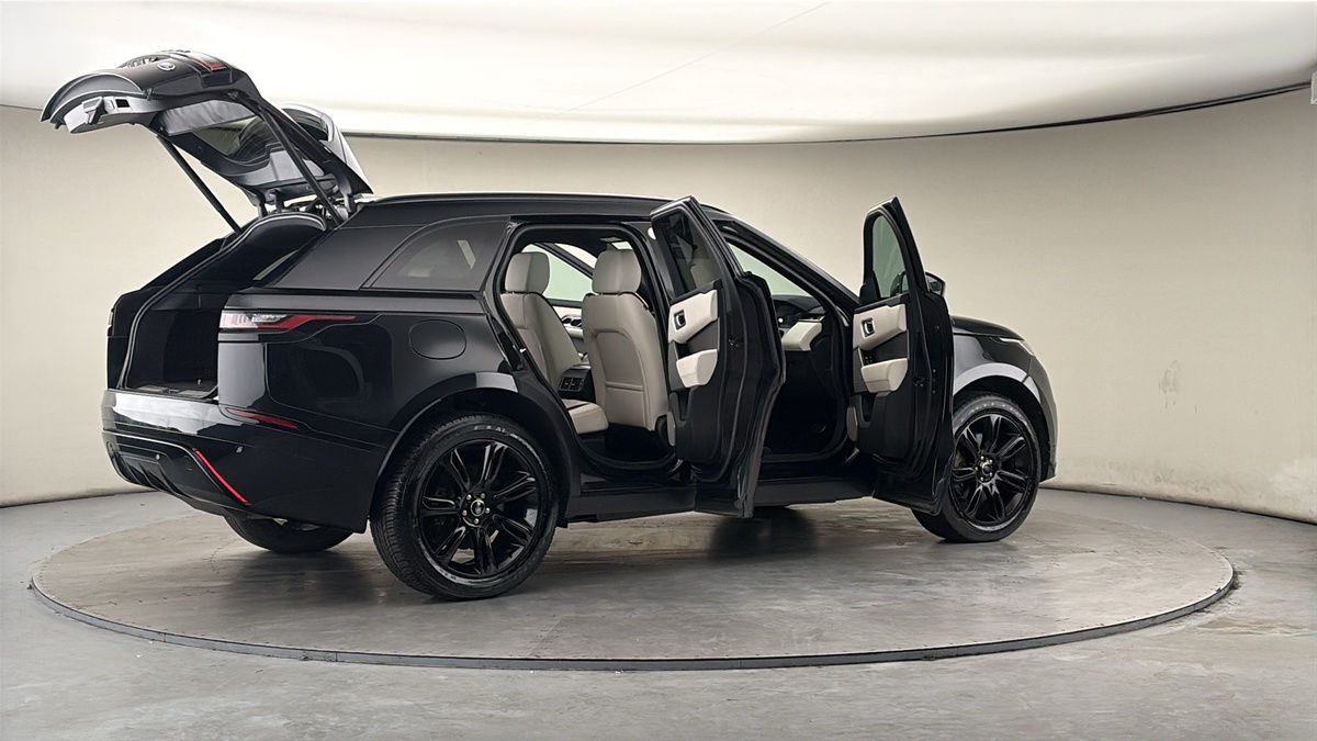 More views of Land Rover Range Rover Velar