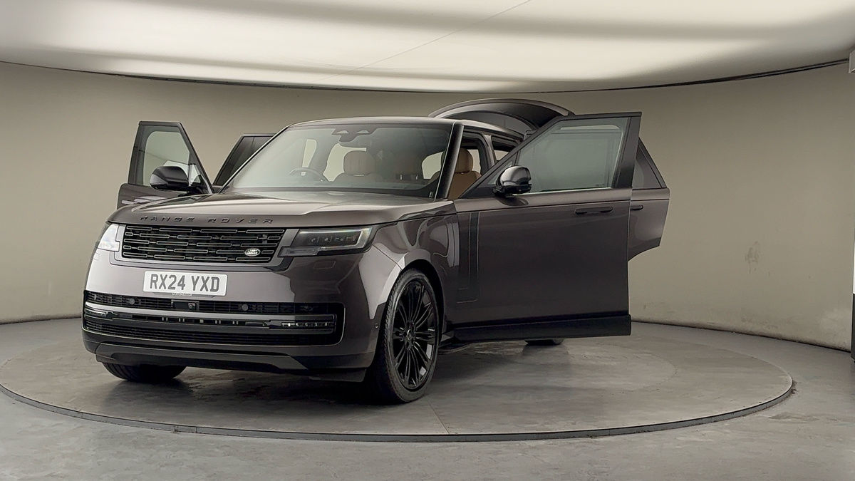 More views of Land Rover Range Rover