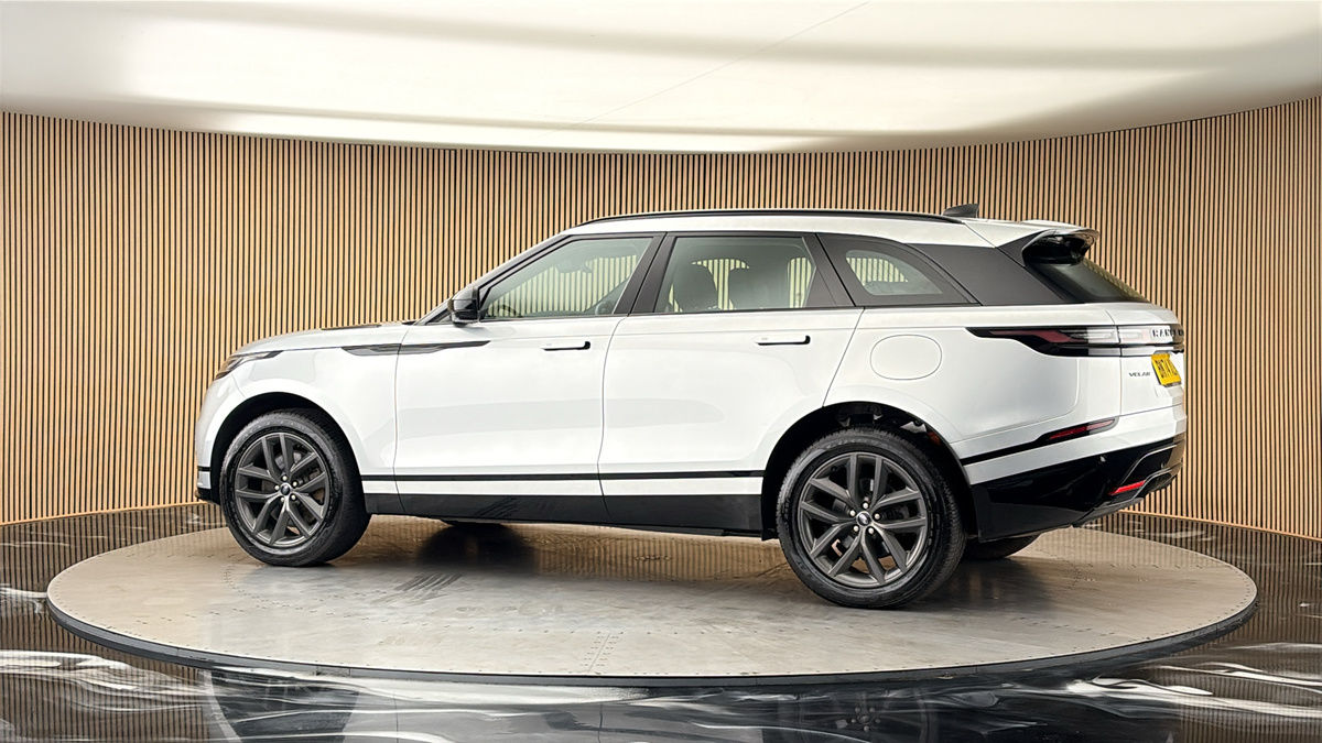 More views of Land Rover Range Rover Velar