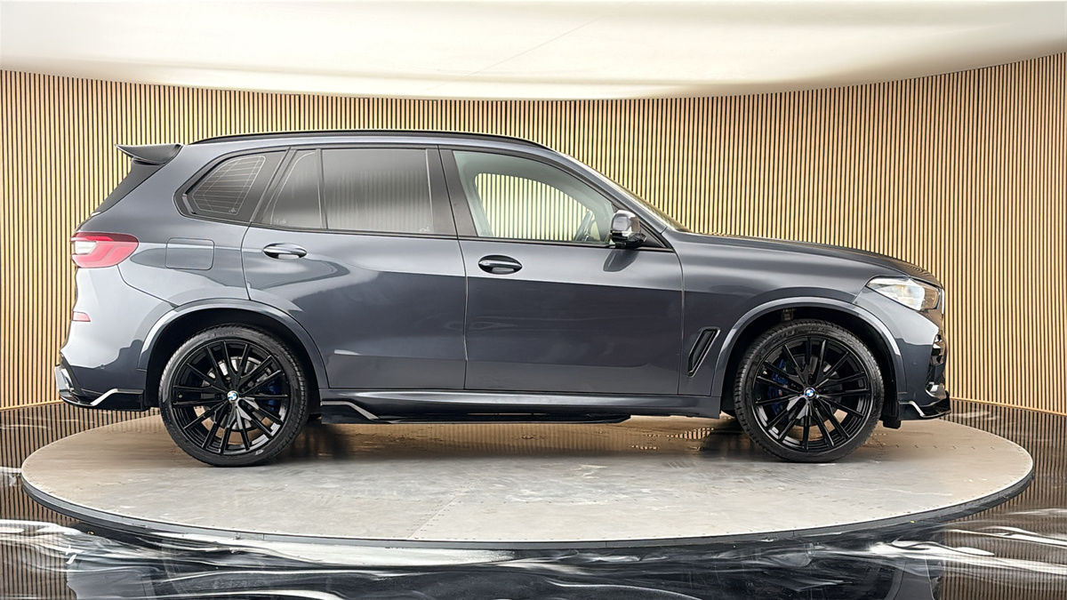 BMW X5 Image 16