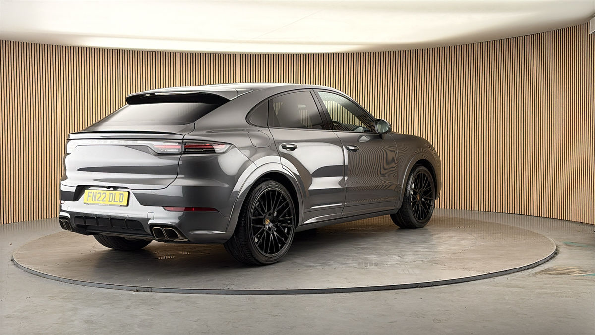 More views of Porsche Cayenne