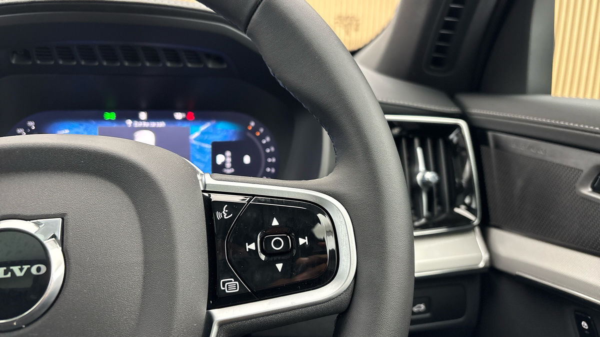 Volvo XC90 Image 14