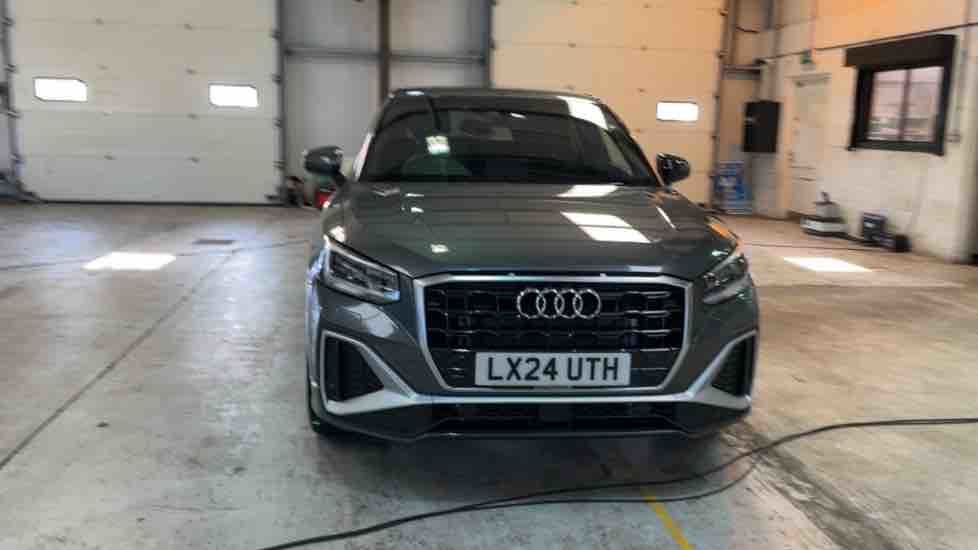 More views of Audi Q2