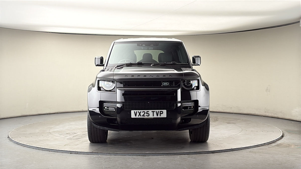 Land Rover Defender 110 Image 3