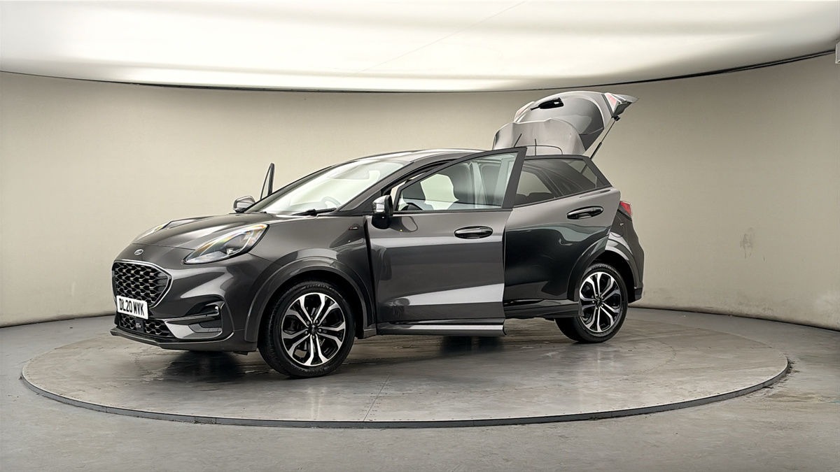 More views of Ford Puma