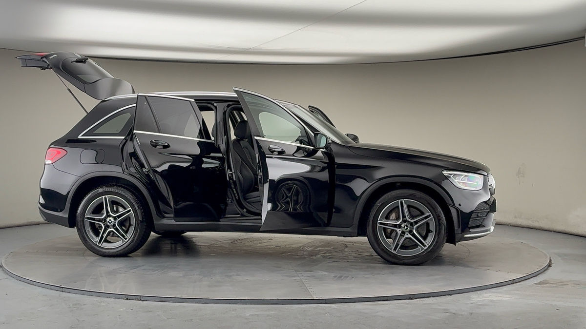 More views of Mercedes-Benz GLC