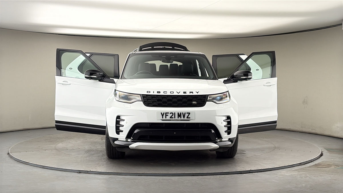 More views of Land Rover Discovery