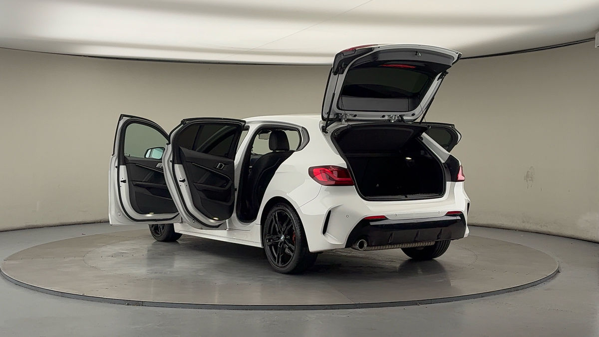 BMW 1 Series Image 23