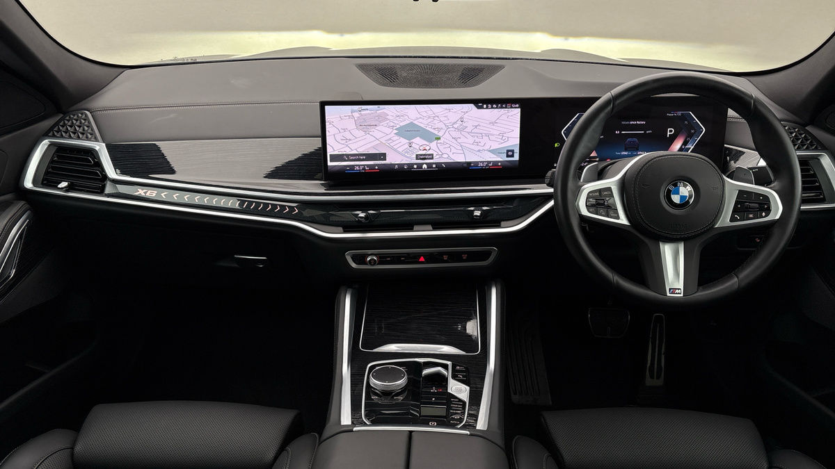 BMW X6 Image 12