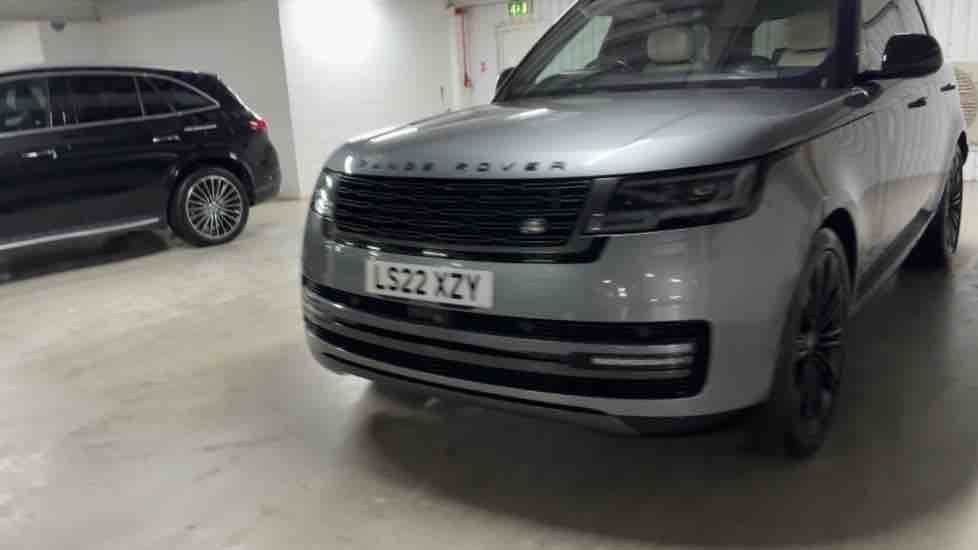 More views of Land Rover Range Rover