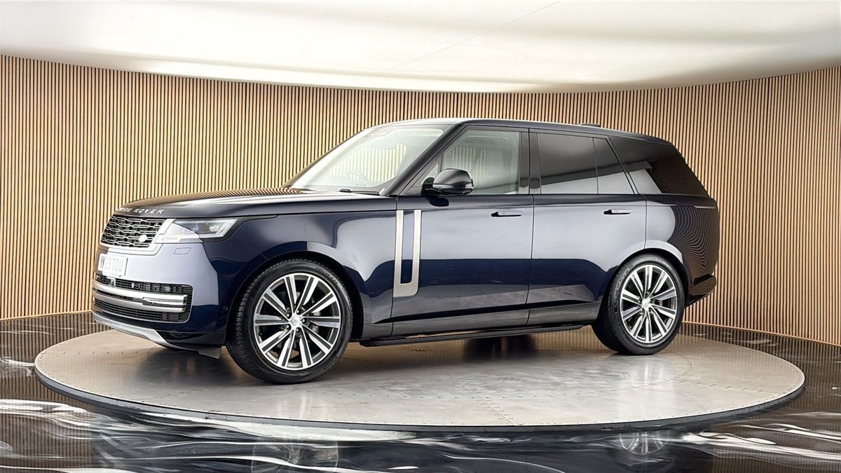 More views of Land Rover Range Rover