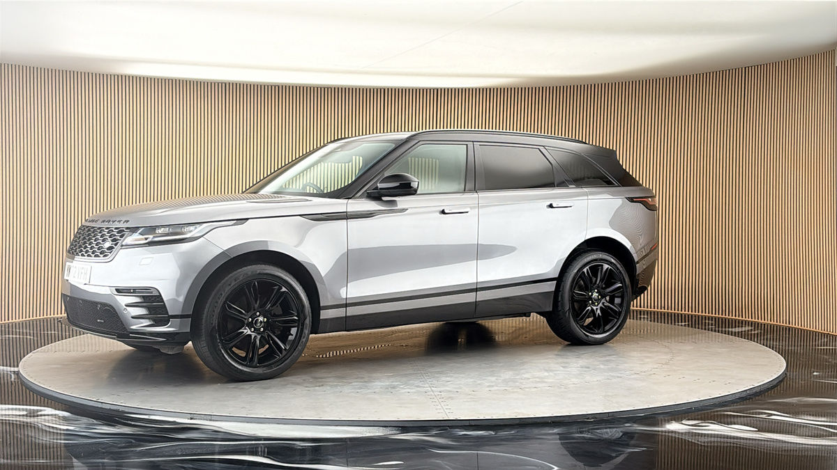 More views of Land Rover Range Rover Velar