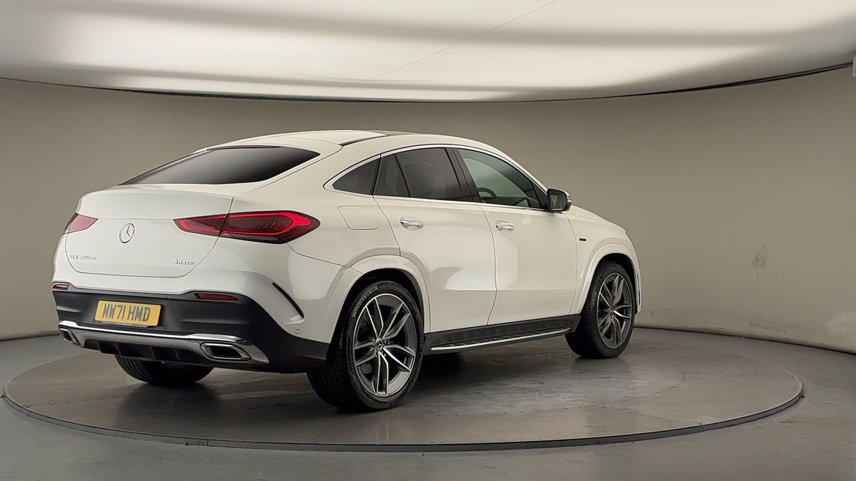 More views of Mercedes-Benz GLE