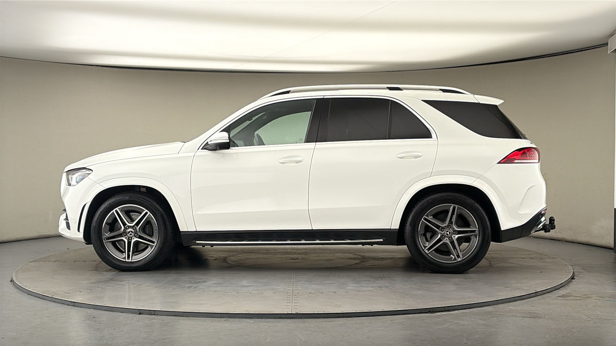 More views of Mercedes-Benz GLE