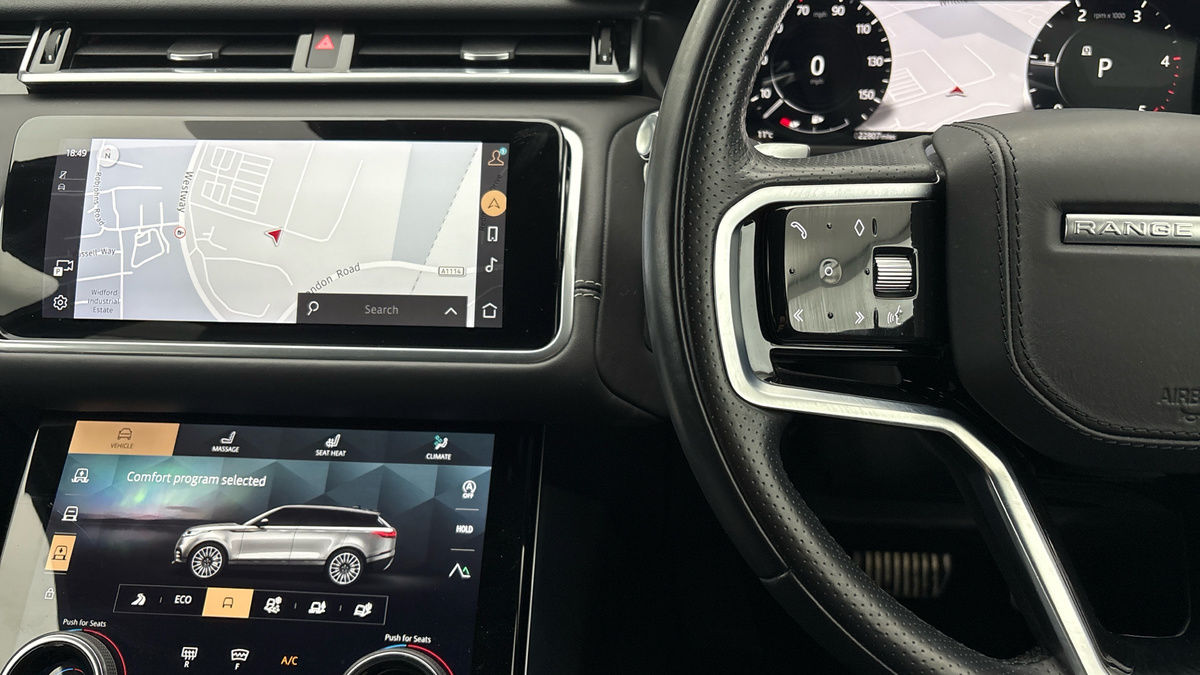 Land Rover Range Rover Velar Image 13