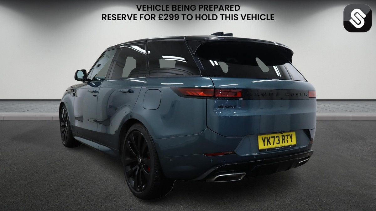 Land Rover Range Rover Sport Image 3