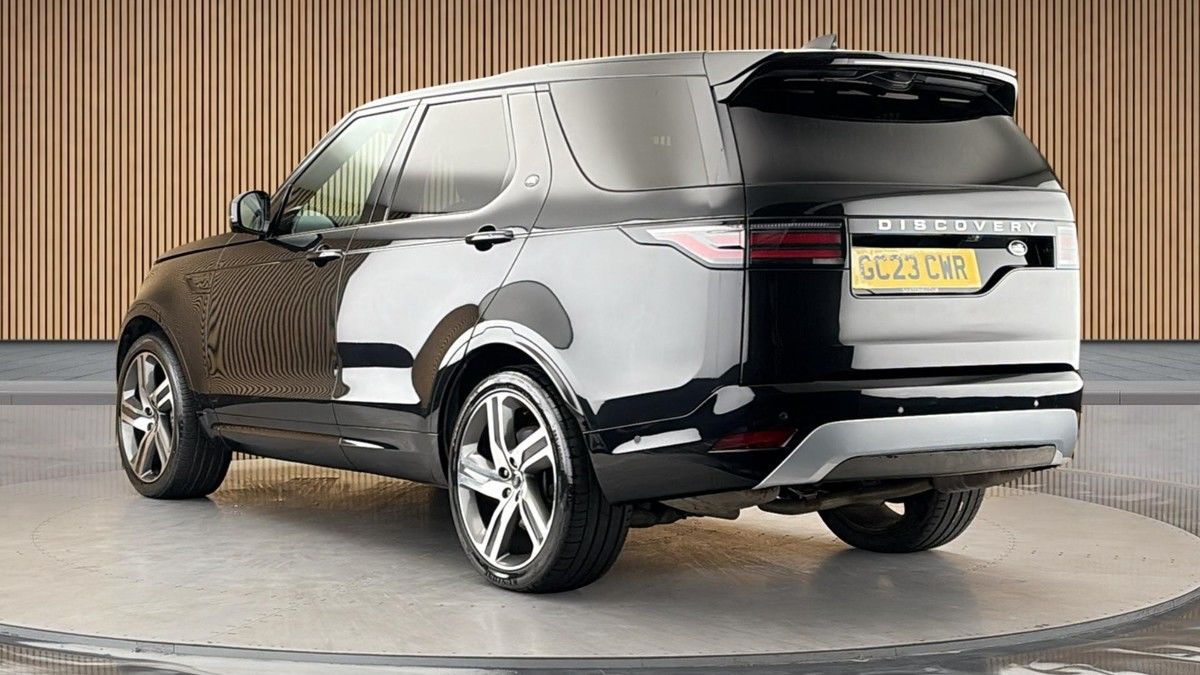 Land Rover Discovery Image 2
