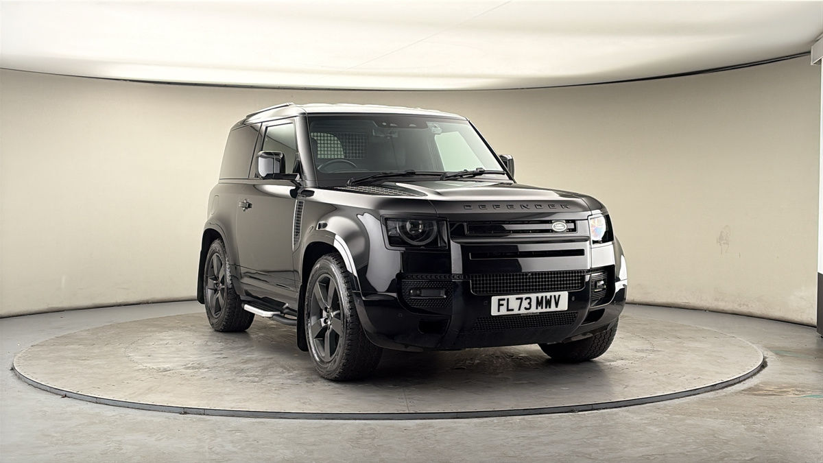 More views of Land Rover Defender 90