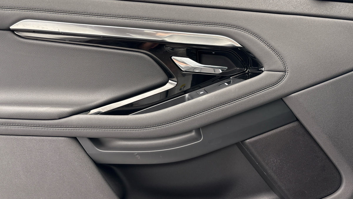 Land Rover Range Rover Evoque Image 19