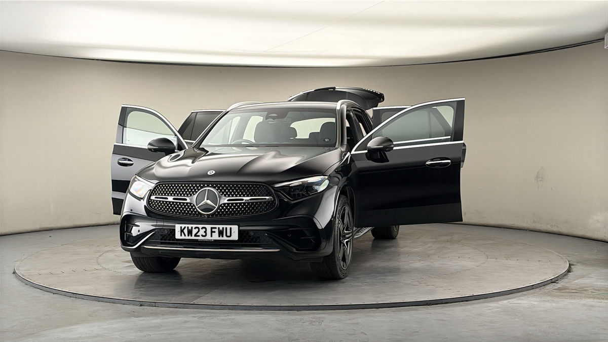 More views of Mercedes-Benz GLC