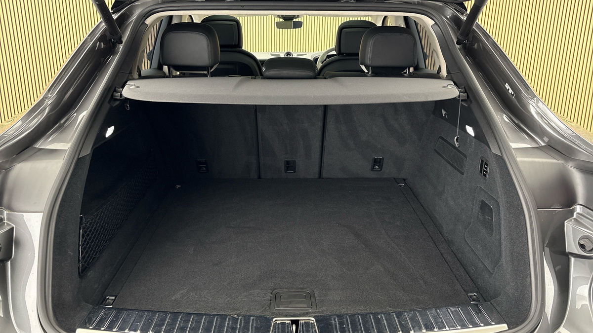 Porsche Cayenne Image 11