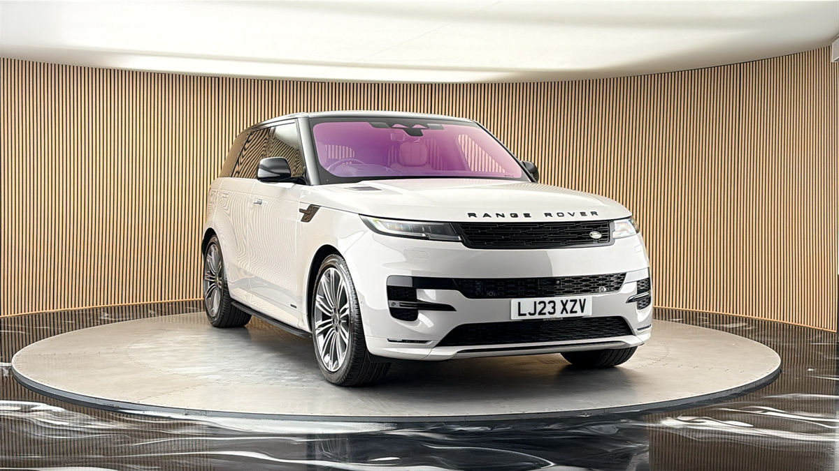More views of Land Rover Range Rover Sport