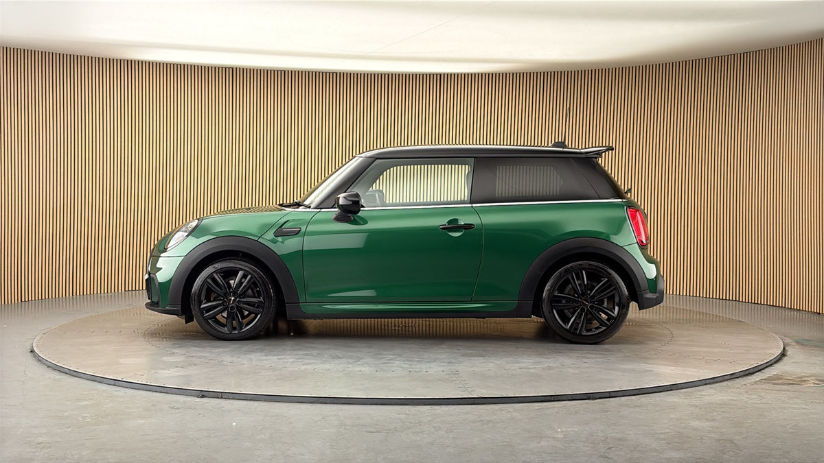 More views of MINI Hatch