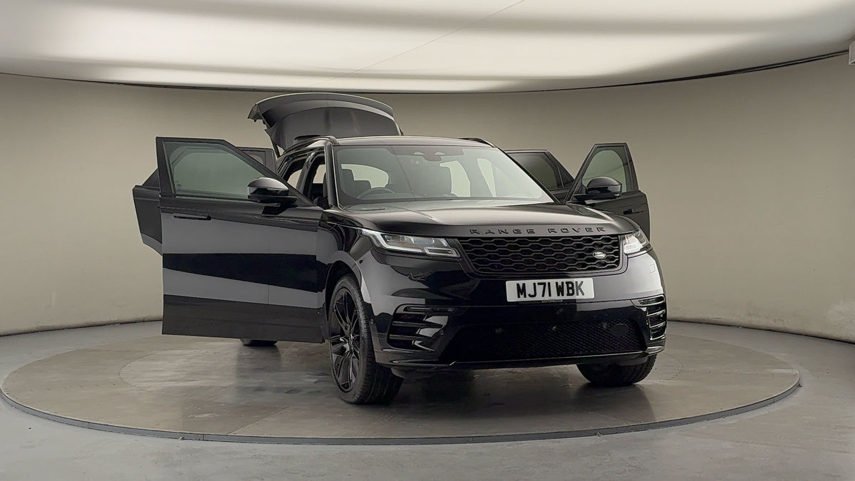 More views of Land Rover Range Rover Velar