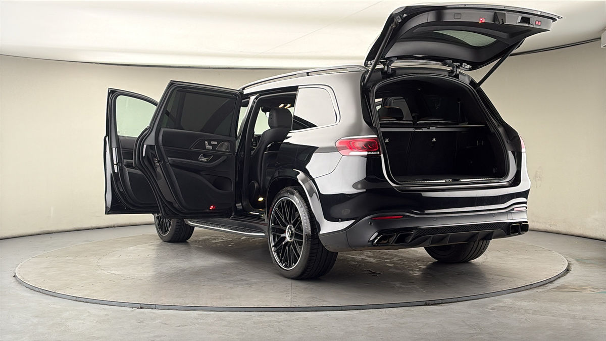 Mercedes-Benz GLS Image 23