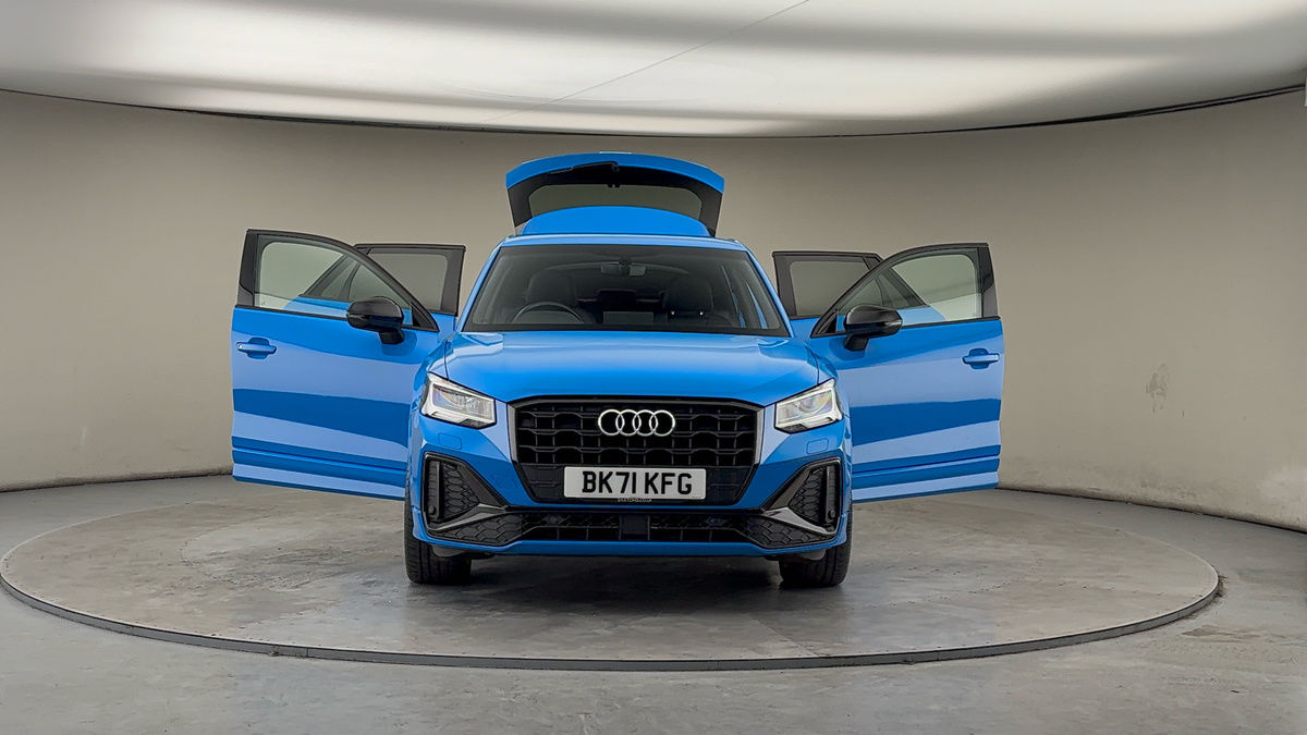 More views of Audi Q2