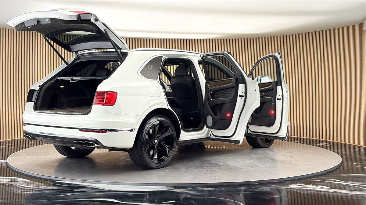 More views of Bentley Bentayga