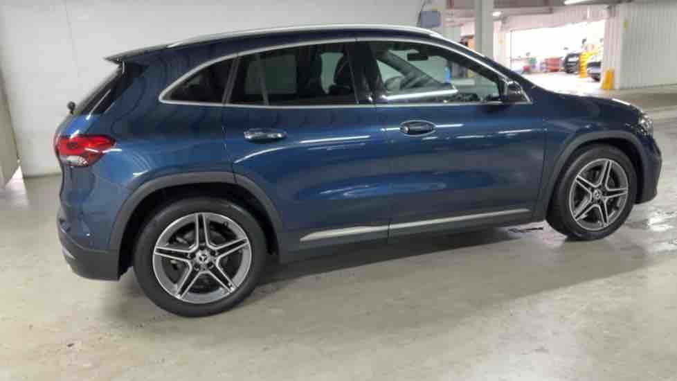 More views of Mercedes-Benz GLA