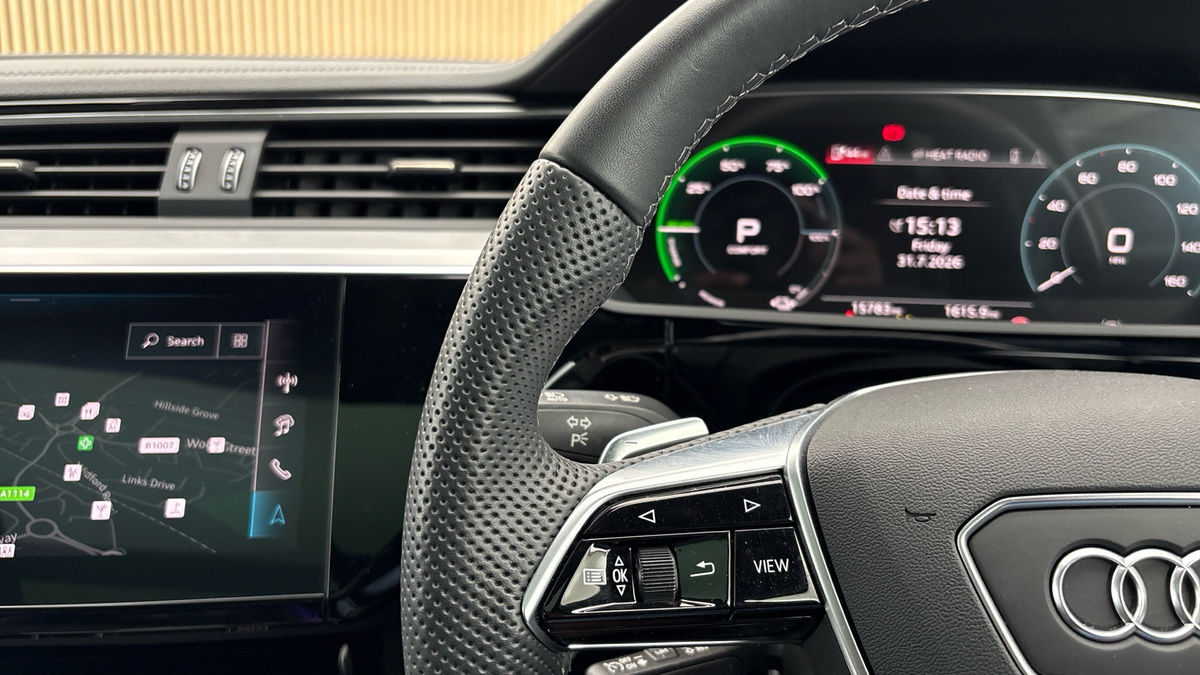 Audi Q8 e-tron Image 13