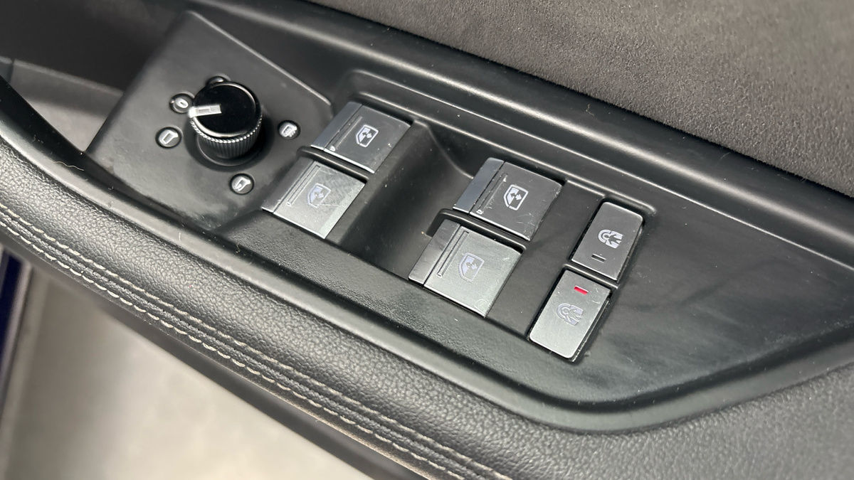 Audi e-tron Image 26