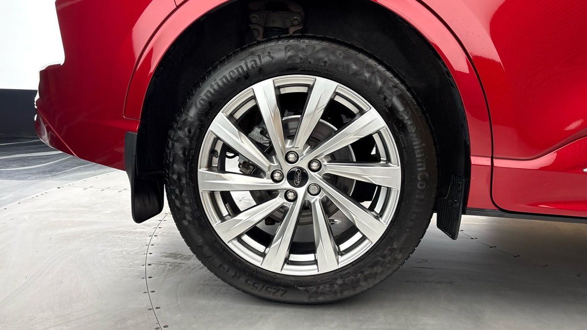 Ford Kuga Image 10